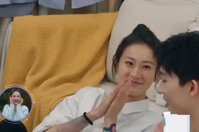 《女儿3》于家翊邀请张豆豆去他家约会,准备的礼物寓意,太浪漫_女生