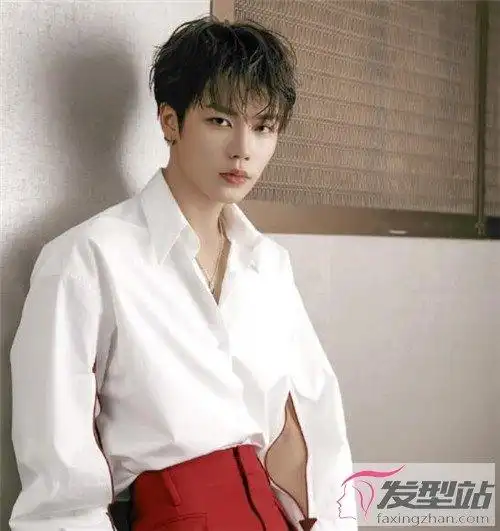 最新男生烫发 摩根烫酷炫有型_发型站_最新流行发型设计发型图片与