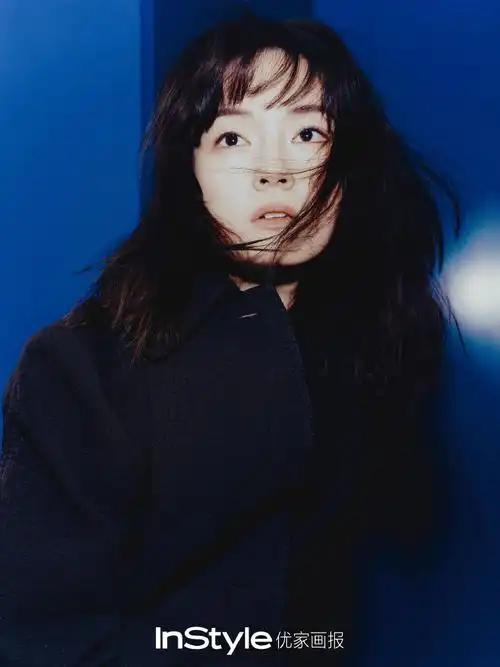 文淇反差感撞色大片##文淇安可拉红