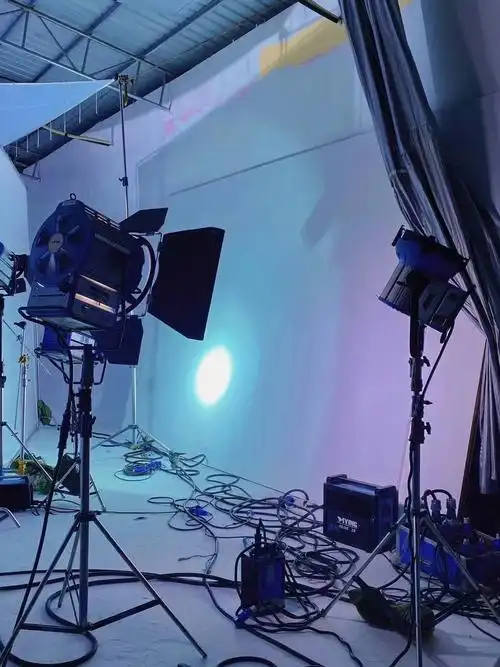 广州商业摄影棚无影墙极简拍摄场地推荐出租