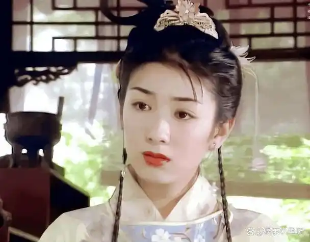 这样的"病态审美",真的不好看?金晨,刘晓庆等,真该停了