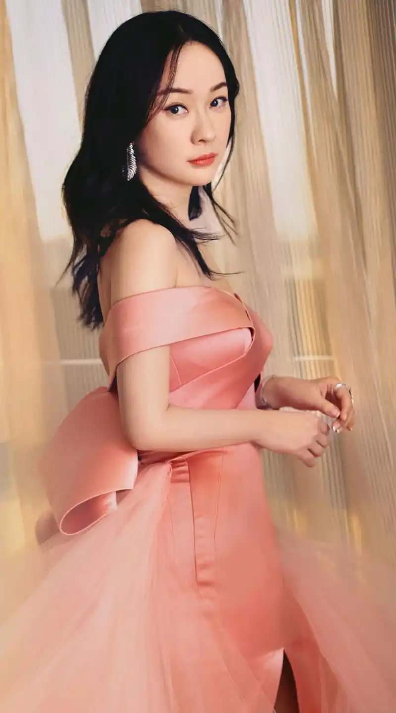 女神霍思燕高清写真,此女只因天上有,人间难得几回闻