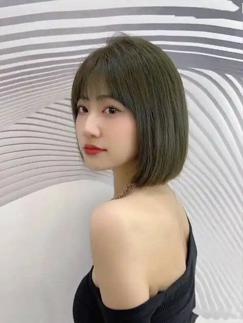 冬天短发剪得好,超乖巨甜显年轻(发廊精选50款)_发型_中国_人类