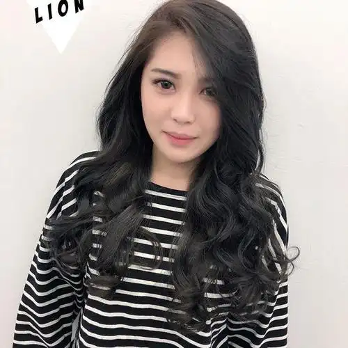 这样的头发颜色2018最流行