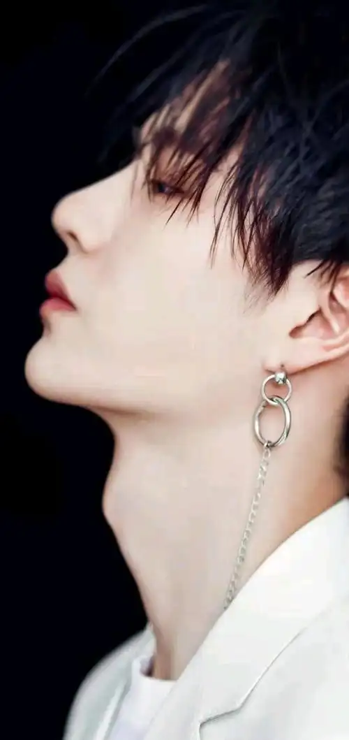 王一博超a图片,真的是太优越了