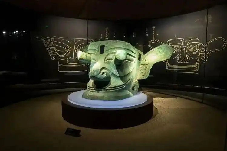 三星堆镇馆之宝大盘点,古蜀人脑洞"逼疯"现代考古人