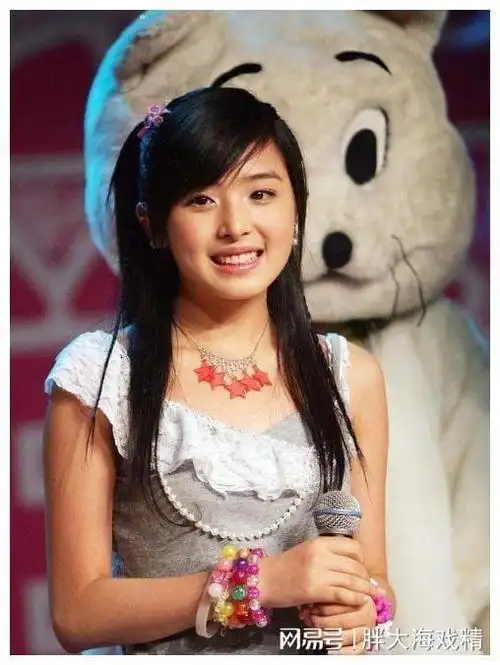 超女张含韵:时隔多年,被谣言和污蔑毁掉的女孩,终于凭实力翻红|安又琪