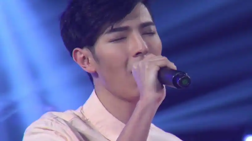 2017快男全国300强:聚来提·马合木提撩妹十级 伍洲彤都服气了-电视剧