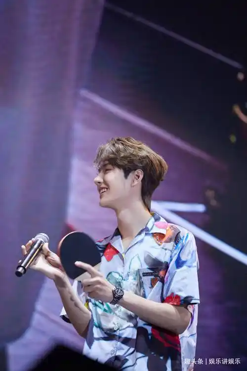 2021年在泰国最火的男艺人出炉,95后小生中,王一博一骑绝尘!