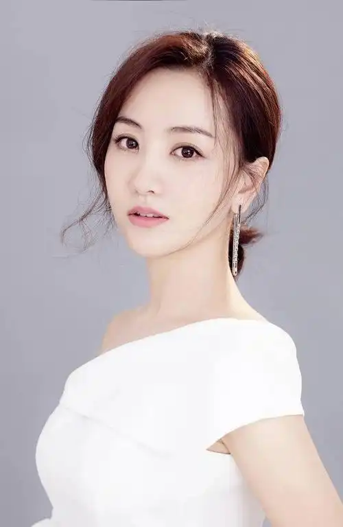 杨蓉个人写真合集:优雅唯美,清纯靓丽!