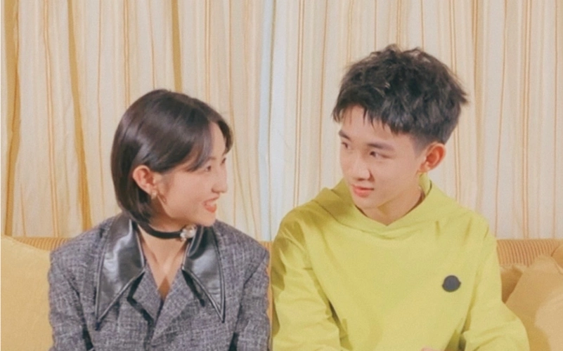 嗑张子枫荣梓杉cp?疯了吗?他俩原话的意思被歪曲解读了吧