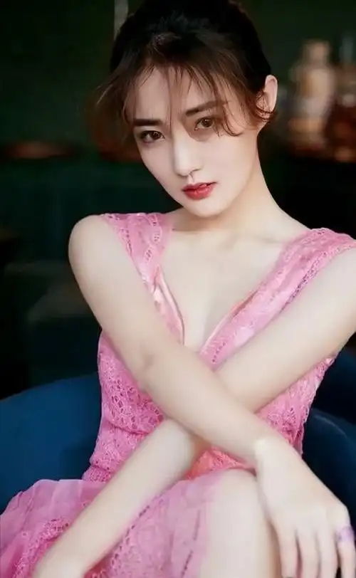 徐璐高清俏丽美照优雅迷人