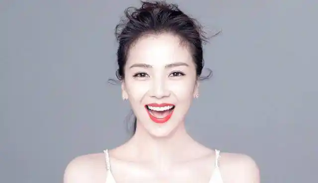 最能代表菱形脸的女明星是谁_脸型_女生_气质