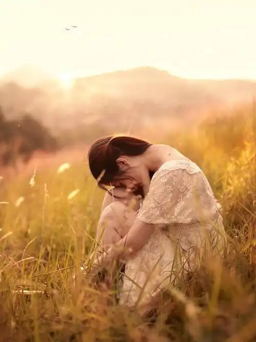 忧伤的女生,美女-回车图片