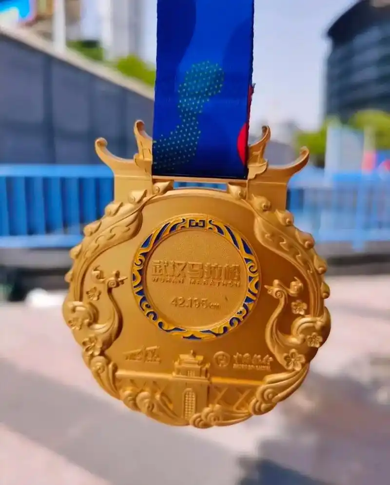 漢马93.#武汉马拉松 #2023武汉马拉松 #马拉松奖牌  - 抖音
