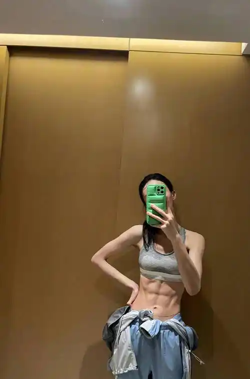 金晨我能红不只靠脸做好每个工作才能走得够远