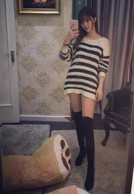 李倩倩颜值爆表身材超正 秒杀所有网红(图)