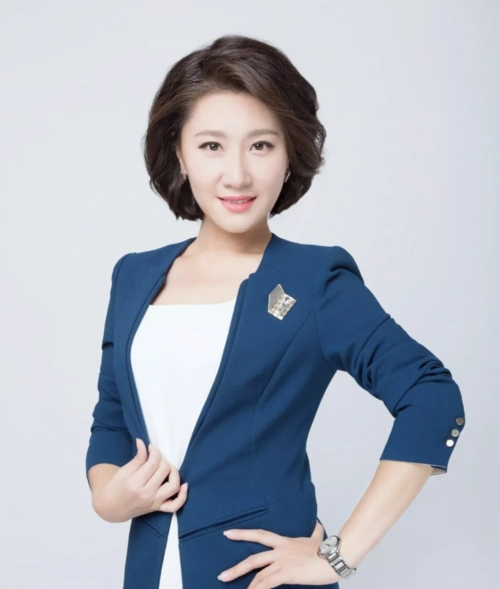 《广东新闻联播》是中国 a target="_blank" href="/item/广东卫视