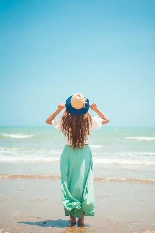 说不出口的话小清新女生图片