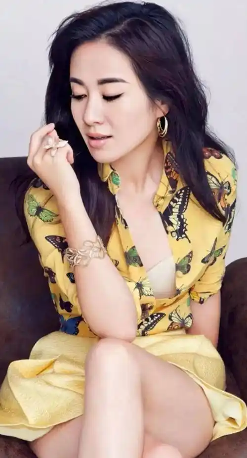 美女明星叶璇高清写真美图从头美到脚真是女人味十足