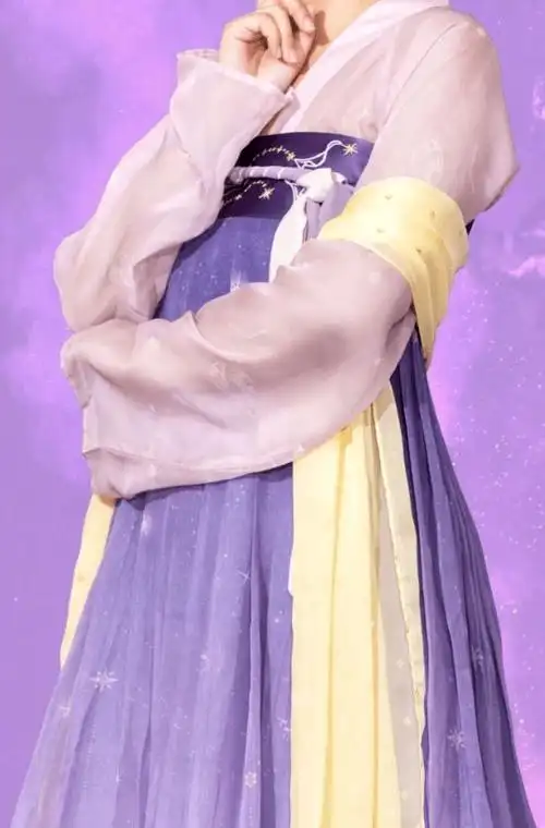 盲盒里的绝美汉服,oppo reno6星黛紫附赠的礼盒很惊喜