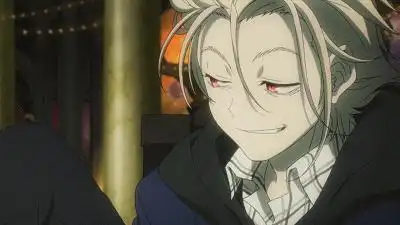 在现实里,男人要是用什么来衬托气质和实力,那还得大背头加一身靓丽的