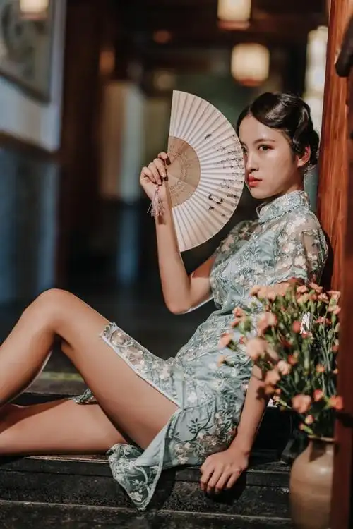 江南古典旗袍美女完美写真