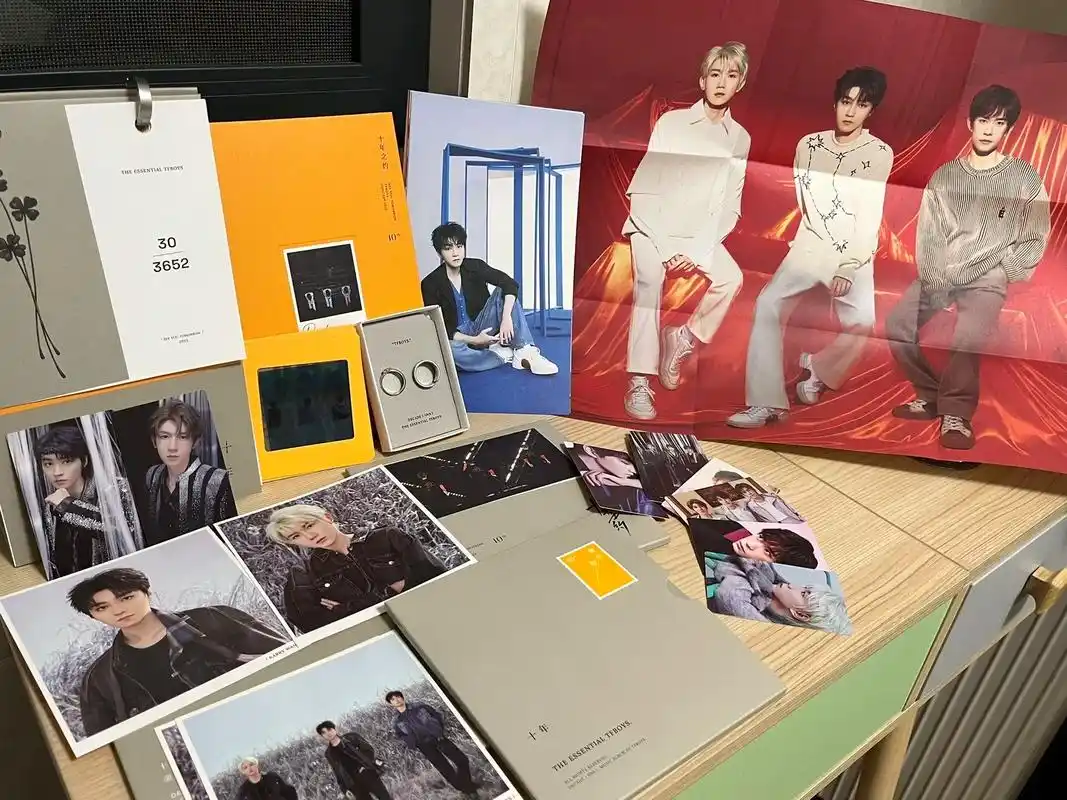 实体专辑 #王源 #十周年专辑#tfboy 你好,我的青春 - 抖音