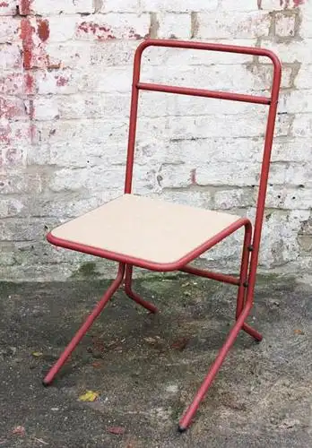 m6钢管椅子-工作台表面可以很容易地存储物品