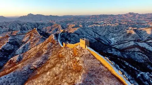 雪后初晴的金山岭长城壮美雄浑,气吞山河(图)