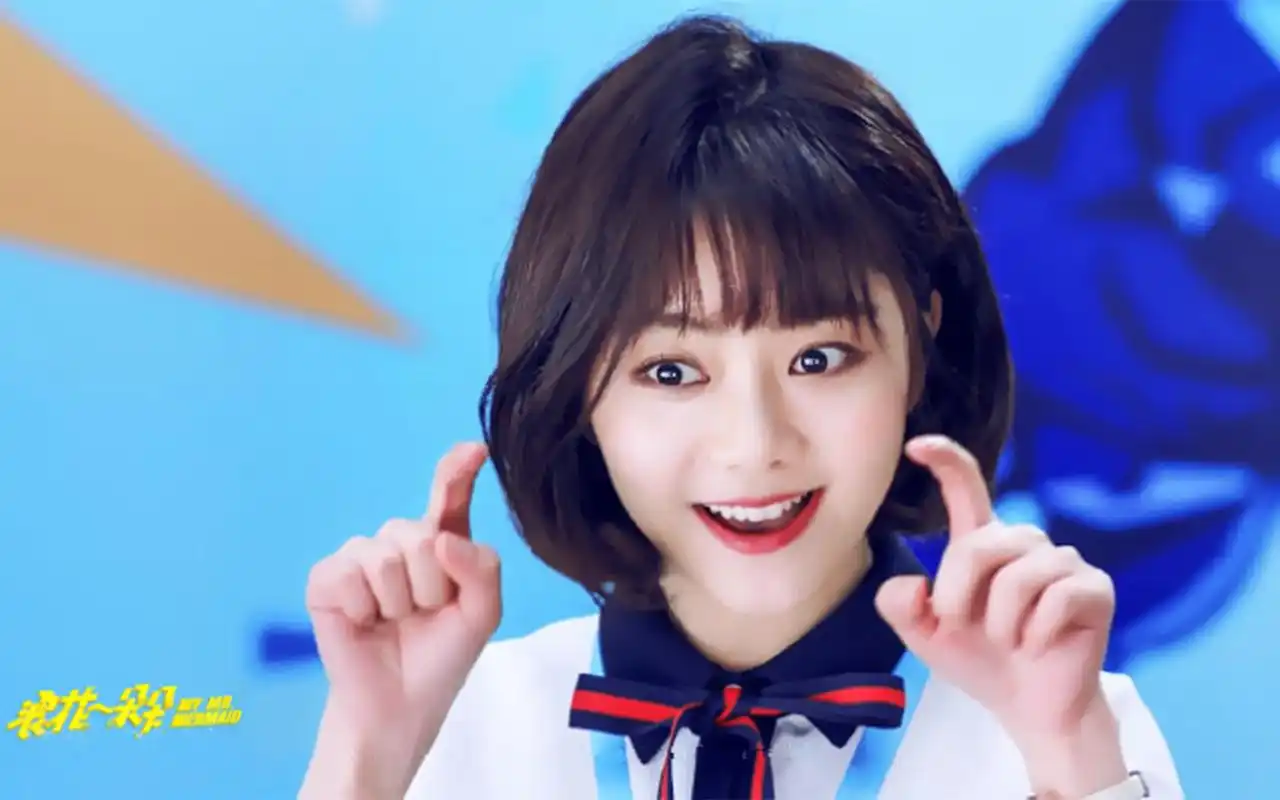 浪花一朵朵云朵壁纸_清新可爱的谭松韵