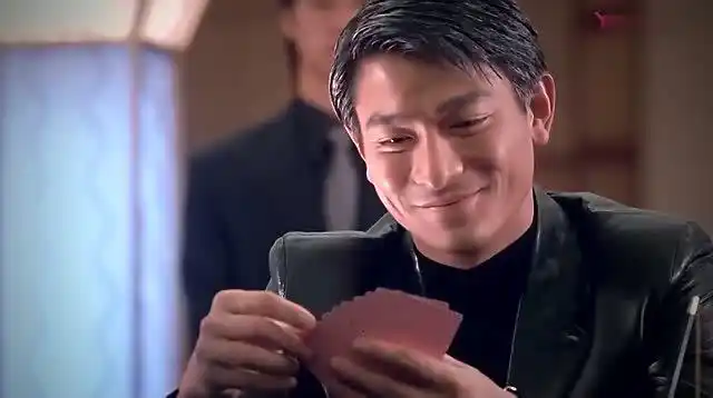 赌侠, 华仔打牌太自信, 四张三拆开出, 牛