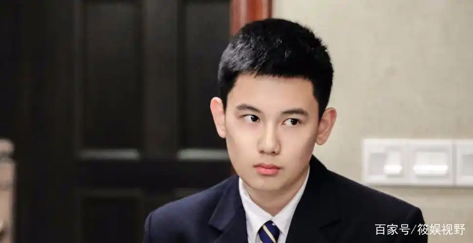 胡先煦男扮女装是哪部电视剧