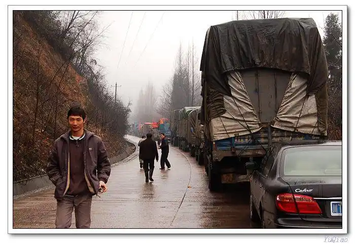 2008年3月8日,四川汉源发放学费花絮图片 - 成都分社 - 走过麦田