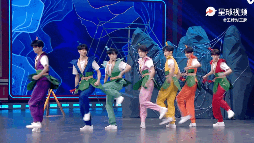 6月24日 17:10   关注  时代少年团 评论 收藏