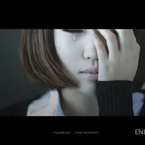 伤感哭泣的女孩 悲伤流泪图片