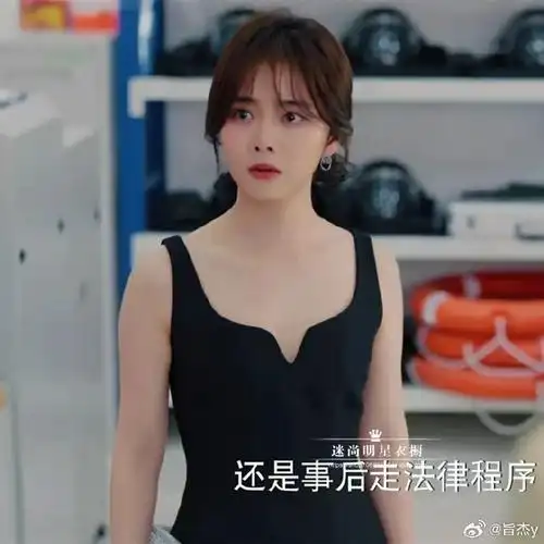 谭松韵能走到今天,也是一步步踏实磨练出来的,谭松韵实力过硬,演技