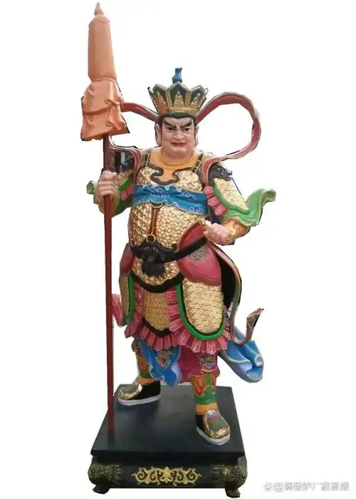 四大天王手里都拿的什么?