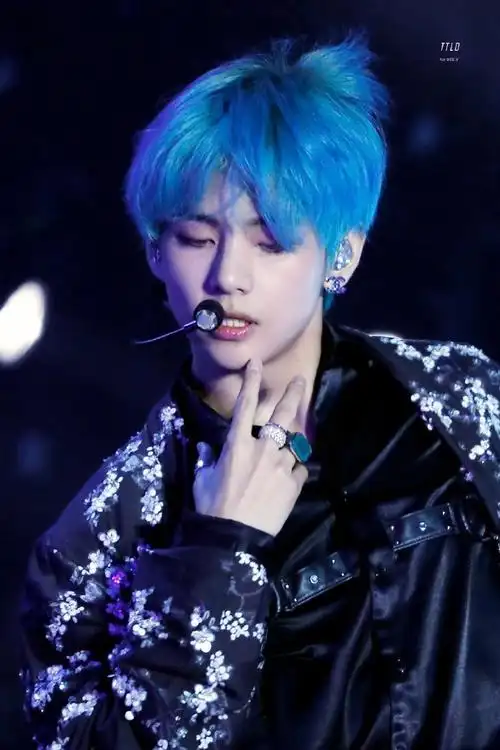 金泰亨蓝发#96#金泰亨mixtape#singularity08 蓝色妖姬97