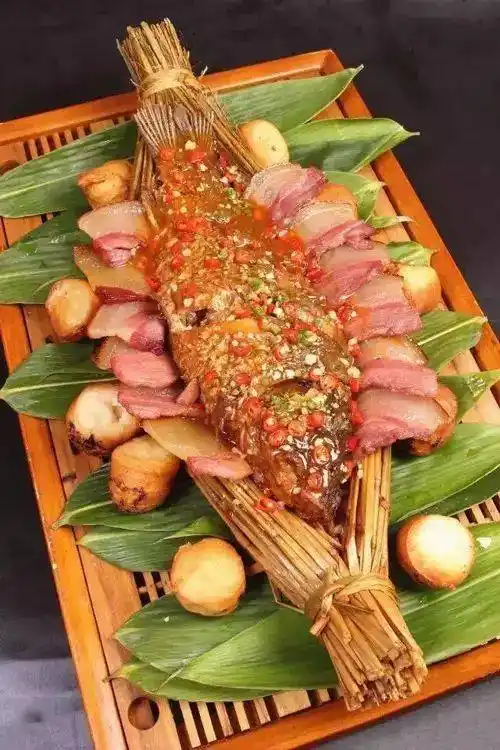 "醉行湘西"特色菜,在传统湘菜上进行改良创新_江师傅