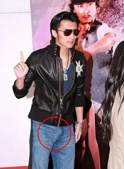 见美女起色心 男星情不自禁激凸