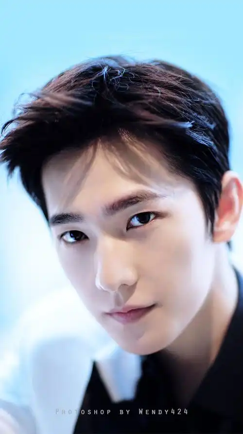 杨洋!西装羊!白马王子