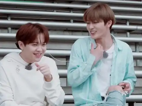 《奇妙的食光》【大放送】朱正廷尤长靖与阿姨social