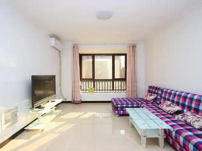 城建琨廷,三室一厅一卫,95.6平米,2700月