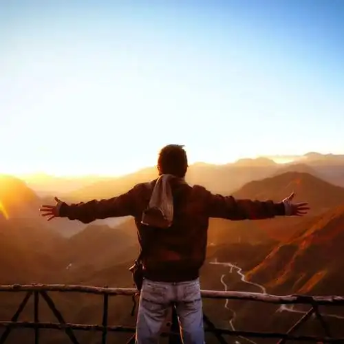 14张超级帅气的男生微信头像!