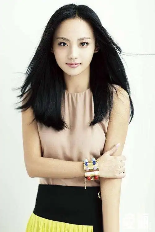 她曾经是杜淳前女友,与圈外老公一见钟情,如今被宠成公主