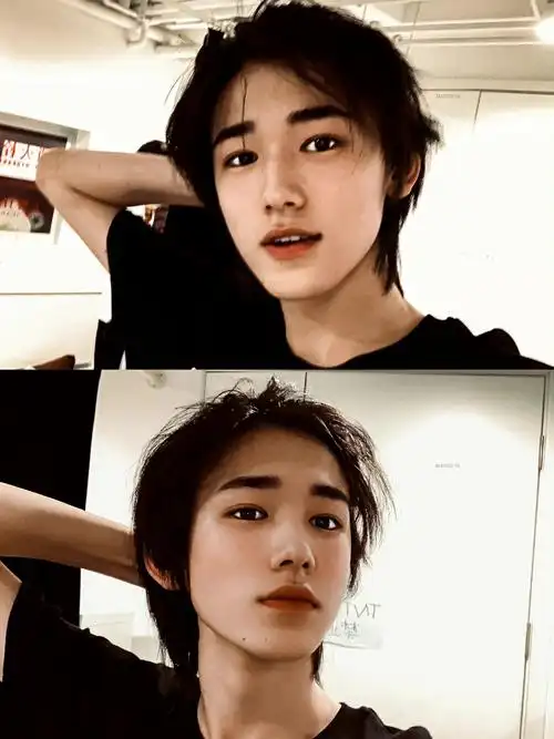 请查收你的港风男友宋亚轩 港风帅哥宋亚轩 宋亚轩港风自拍合集