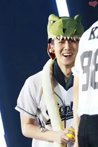 吴世勋的月牙眼微笑合集,屏幕前的你们笑了吗