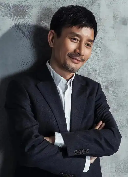 演员田小洁二婚娶江珊饭也是他做的如今他还好吗