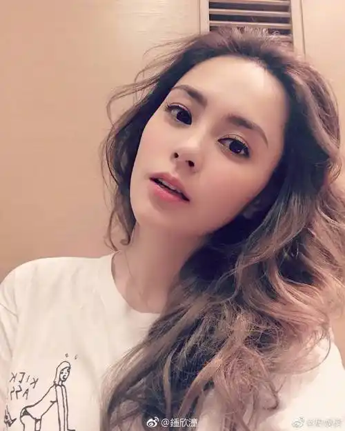 阿娇高中校服照